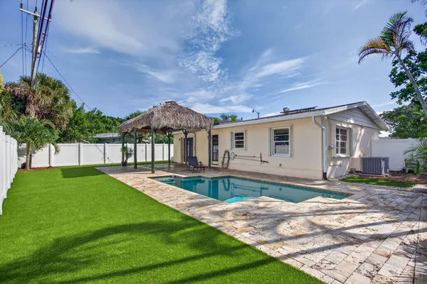 $469,000 | 2511 Northeast 9th Terrace, Pompano Beach, FL 33064