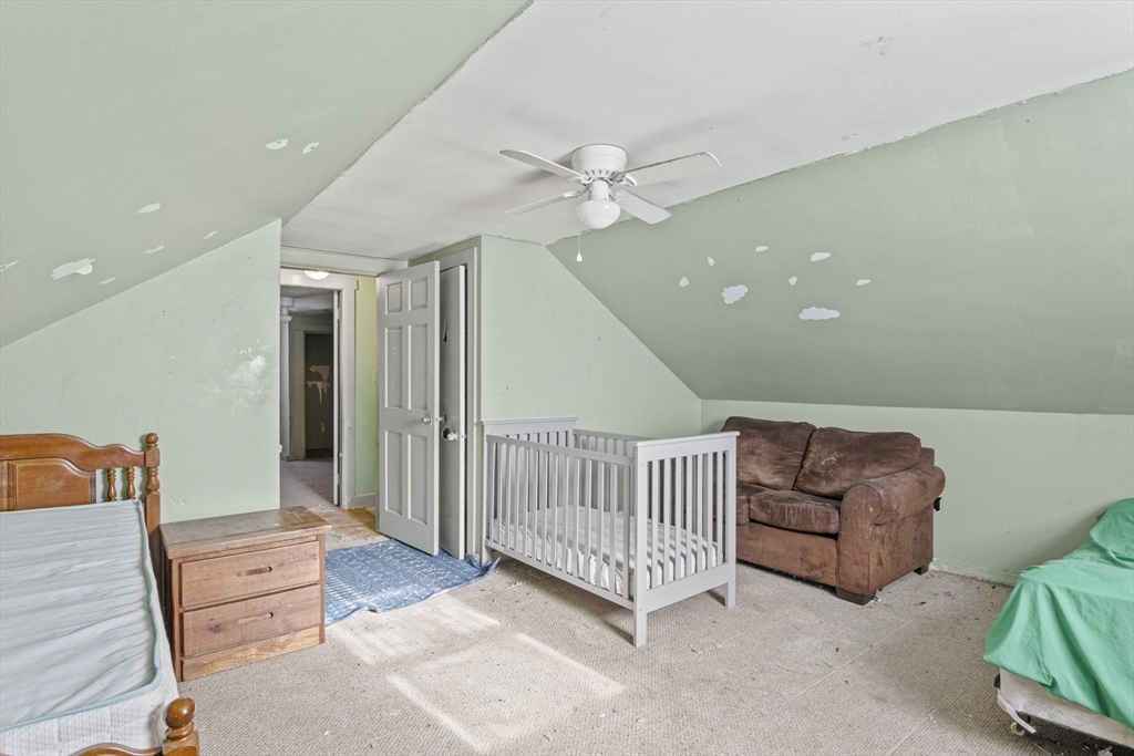 15 White Street Lunenburg, MA 01462 - Photo 22 of 29 a living room with furniture