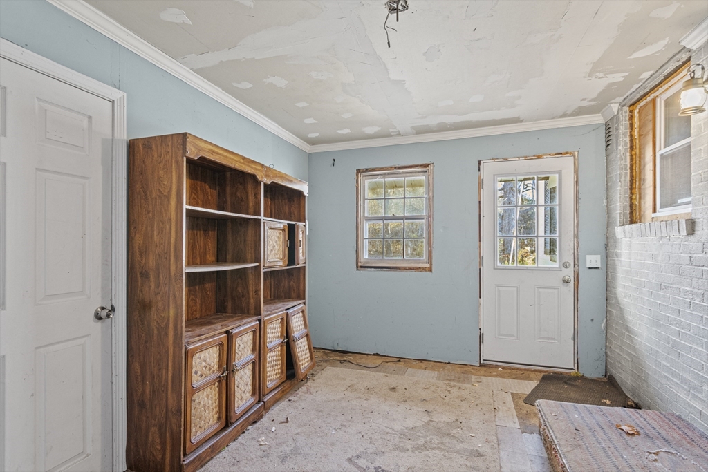 15 White Street Lunenburg, MA 01462 - Photo 5 of 29 a view of an empty room with a window