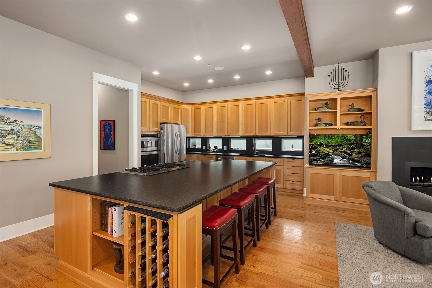 10235 Upper Preston Road Southeast Issaquah, WA 98027 - Photo 14 of 32