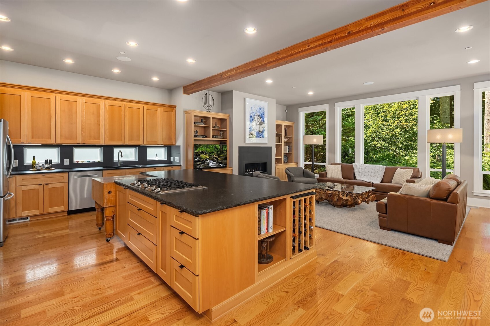 10235 Upper Preston Road Southeast Issaquah, WA 98027 - Photo 15 of 32