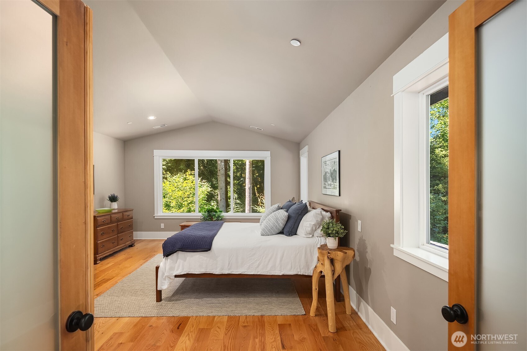 10235 Upper Preston Road Southeast Issaquah, WA 98027 - Photo 20 of 32
