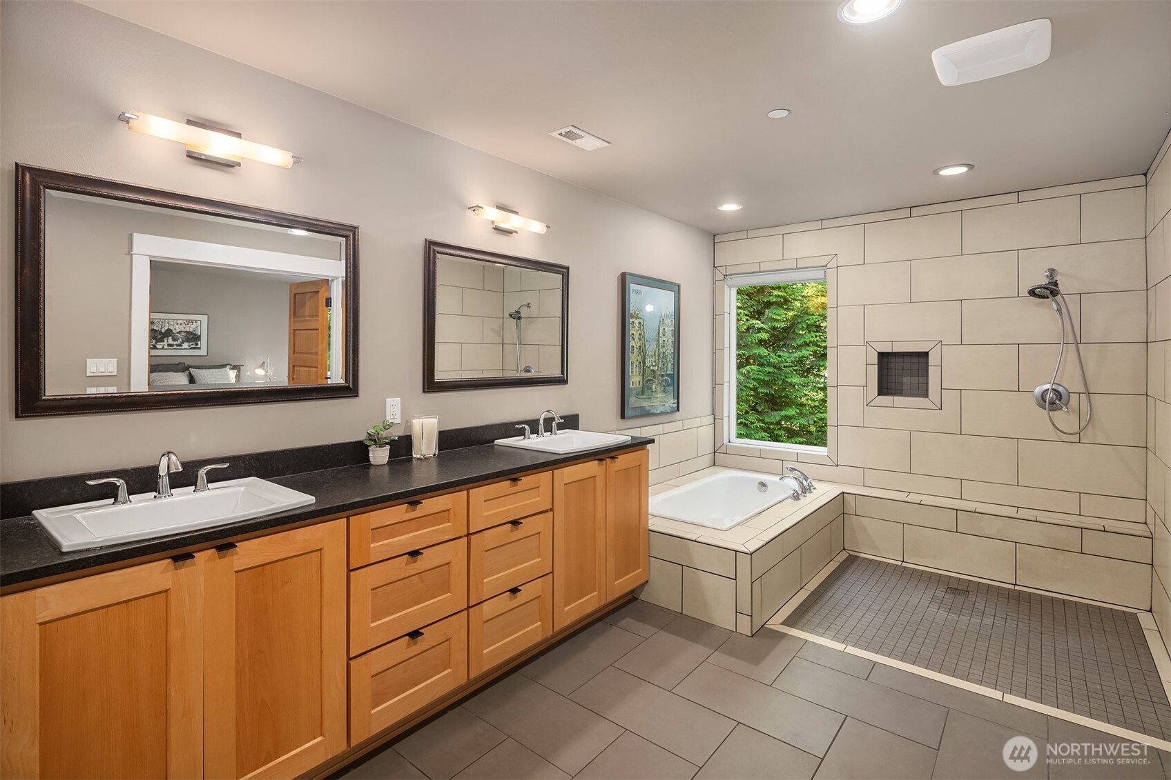 10235 Upper Preston Road Southeast Issaquah, WA 98027 - Photo 23 of 32