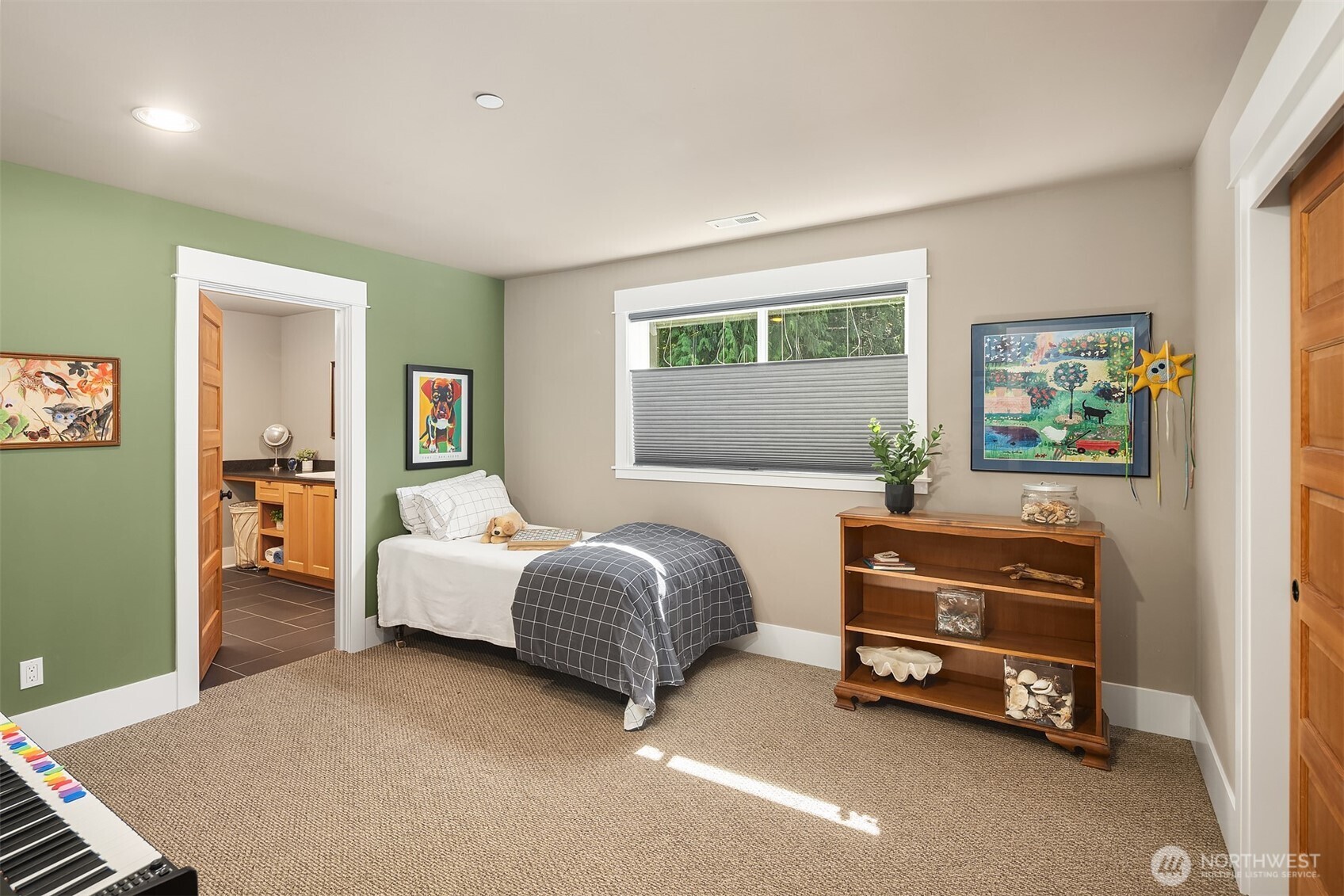 10235 Upper Preston Road Southeast Issaquah, WA 98027 - Photo 26 of 32
