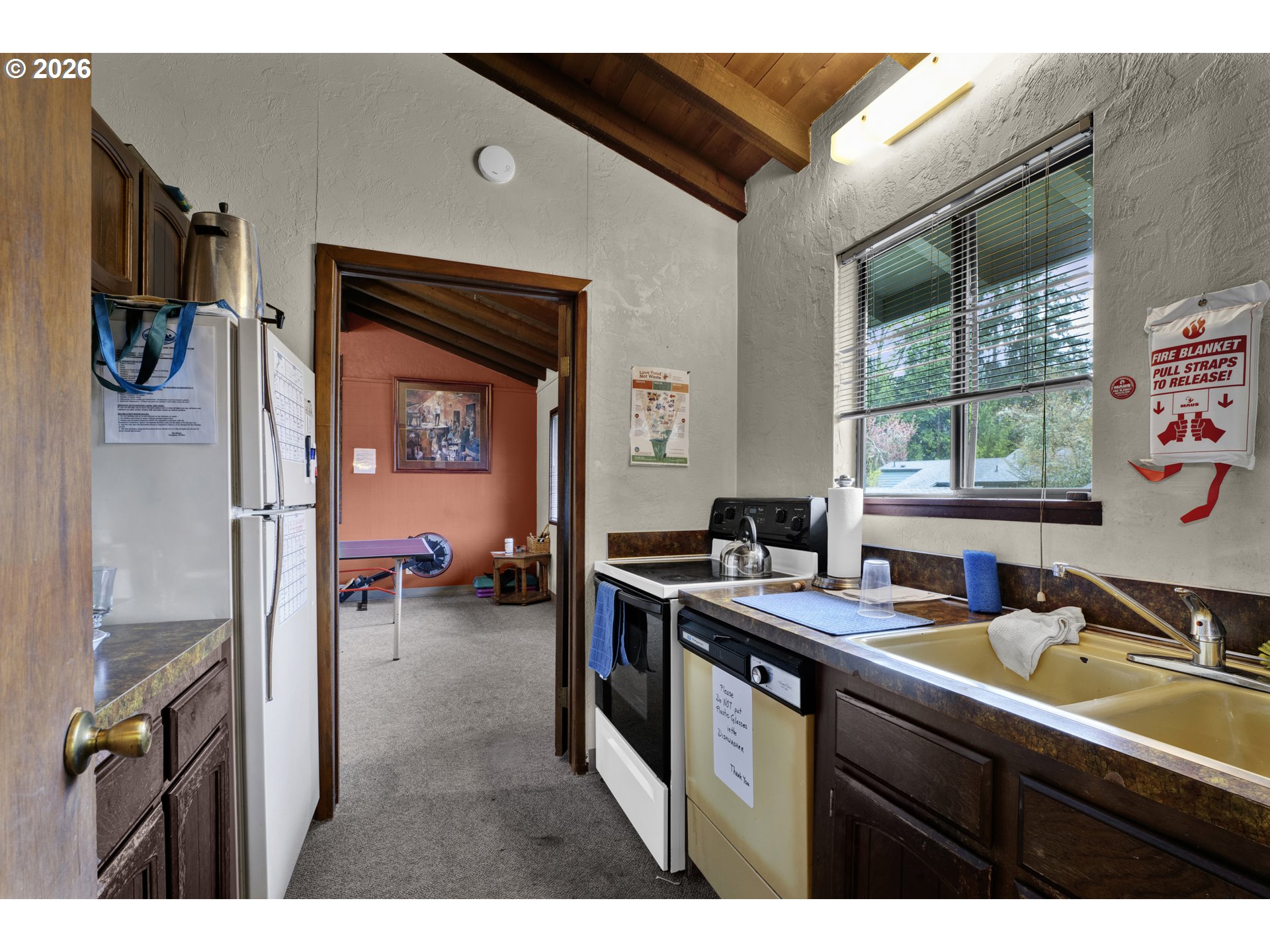 4427 Fox Hollow Road, Unit 7 Eugene, OR 97405 - Photo 36 of 40