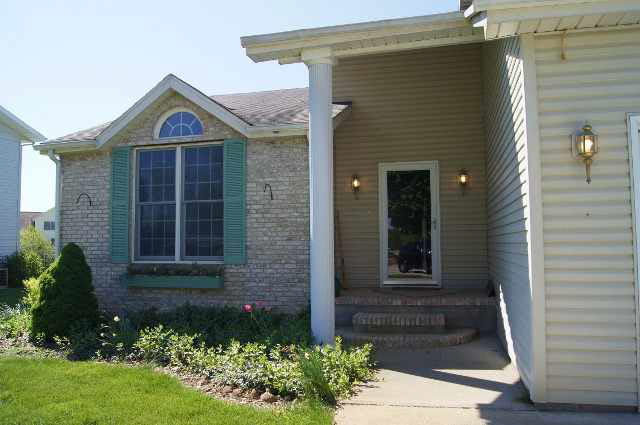 2083 Maple Run Warsaw, IN 46580 - Photo 24 of 25 Gallery Image 24