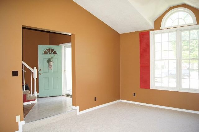 2083 Maple Run Warsaw, IN 46580 - Photo 5 of 25 Gallery Image 5