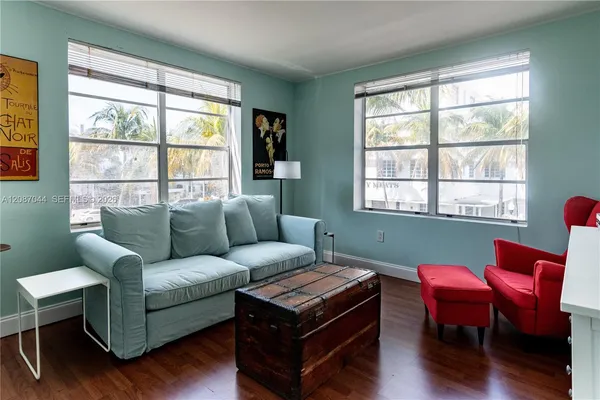 $295,000 | 1460 Ocean Drive, Unit 309, Miami Beach, FL 33139