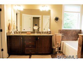 3 Sugarland Ridge Trail Fairview, NC 28730 - Photo 10 of 24 Gallery Image 10