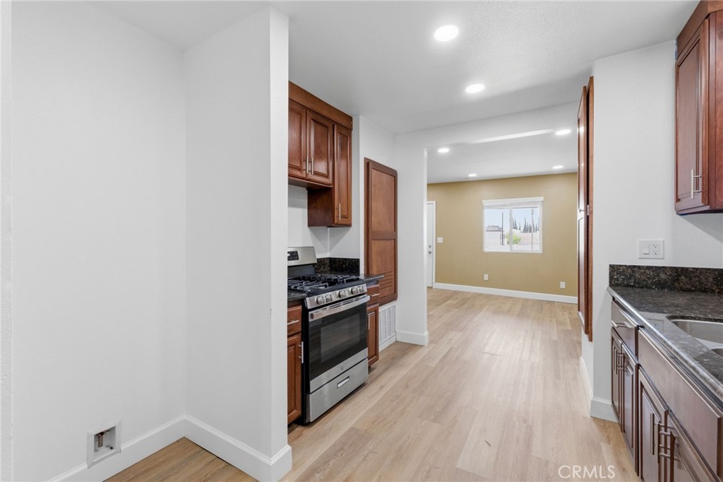 57 South 3rd Street Banning, CA 92220 - Photo 16 of 50 Kitchen