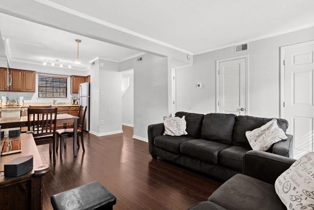 2362 Parsonage Road, Unit 17E Charleston, SC 29414 - Photo 6 of 14 LR