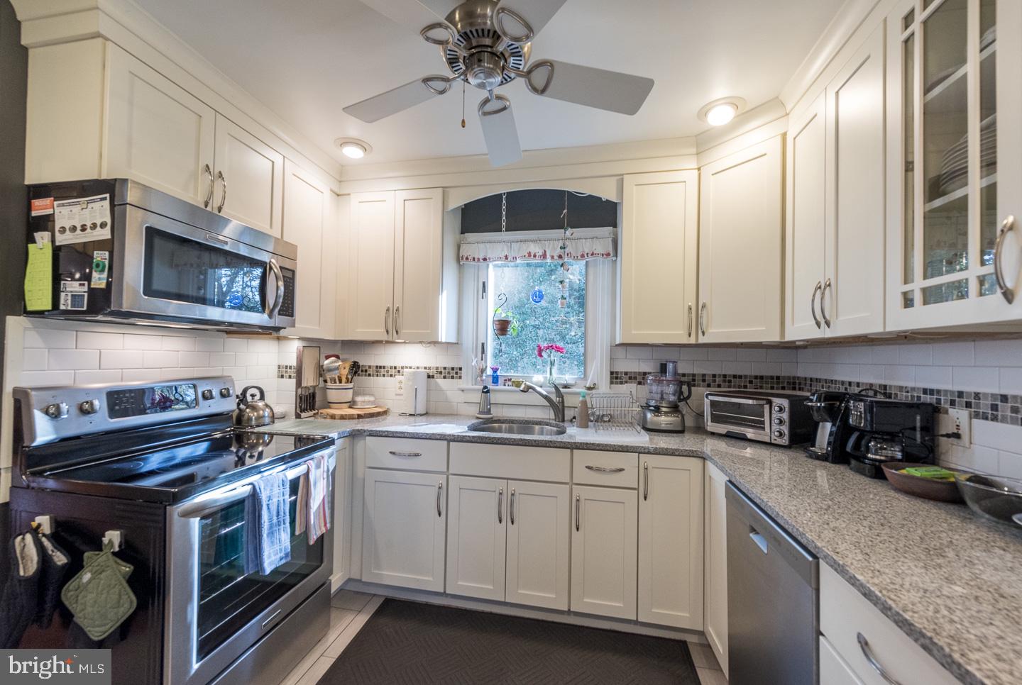 230 Woodward Road Media, PA 19063 - Photo 9 of 20 Gallery Image 9