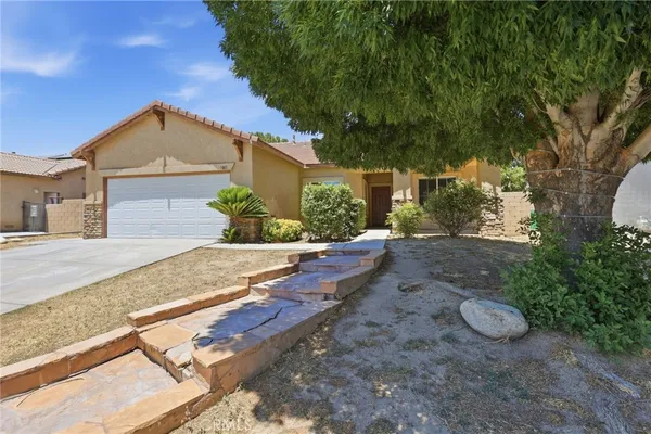 $449,950 | 2011 Astor Court, Lancaster, CA 93536
