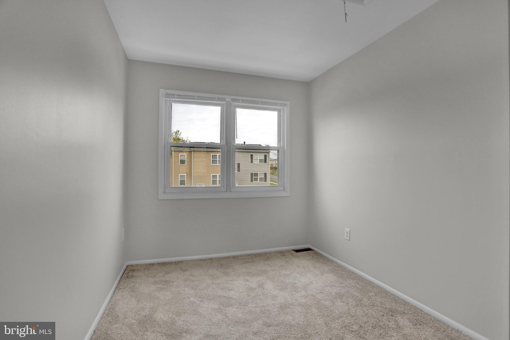 1885 Brookside Drive Edgewood, MD 21040 - Photo 15 of 45 an empty room with a window