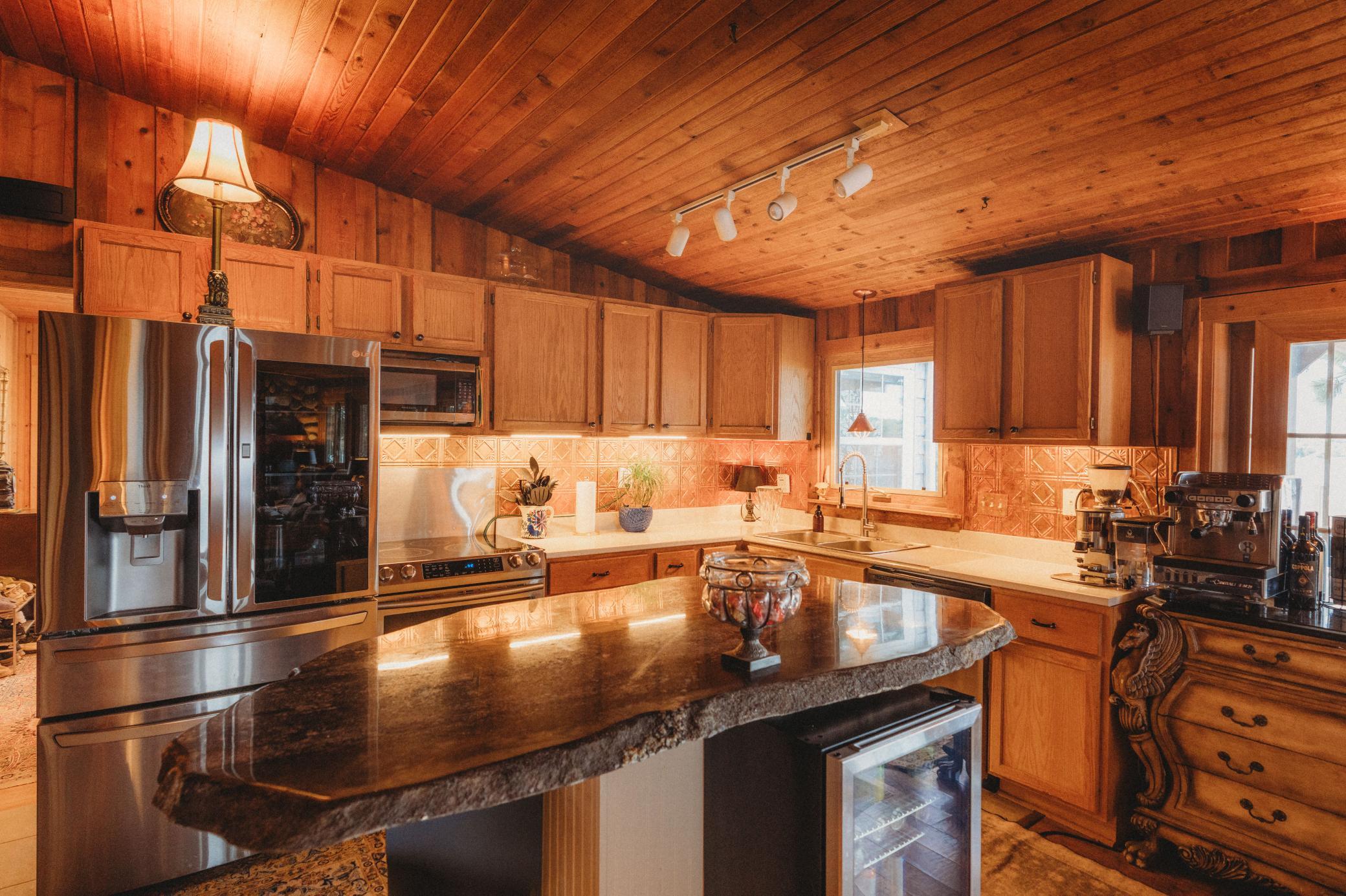 2981 East Lakeside Road Jamestown, ND 58401 - Photo 14 of 69 Gallery Image 14