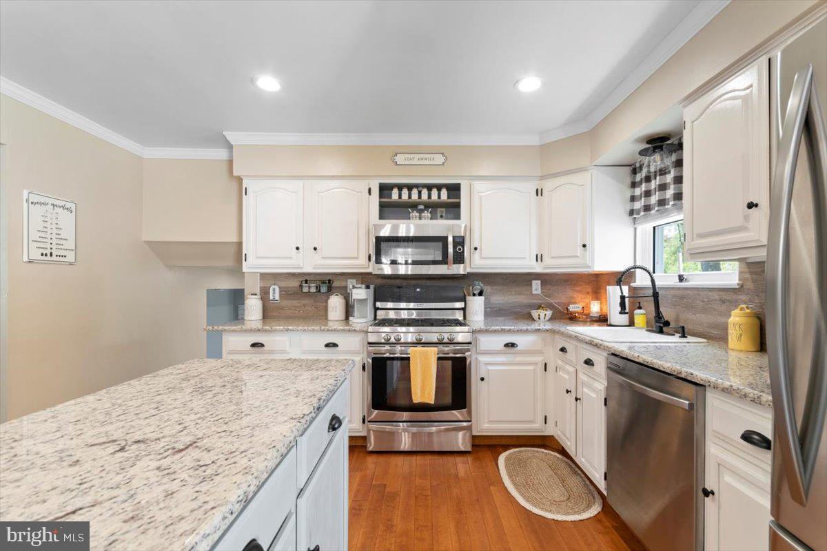 3101 Claridge Road Bensalem, PA 19020 - Photo 6 of 32 Gallery Image 6