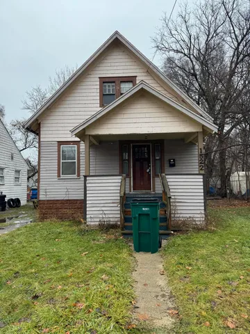 $85,000 | 1522 Robertson Avenue, Lansing, MI 48915