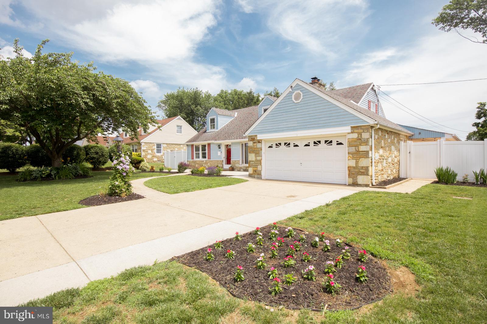 11021 Knights Road Philadelphia, PA 19154 - Photo 2 of 38 View