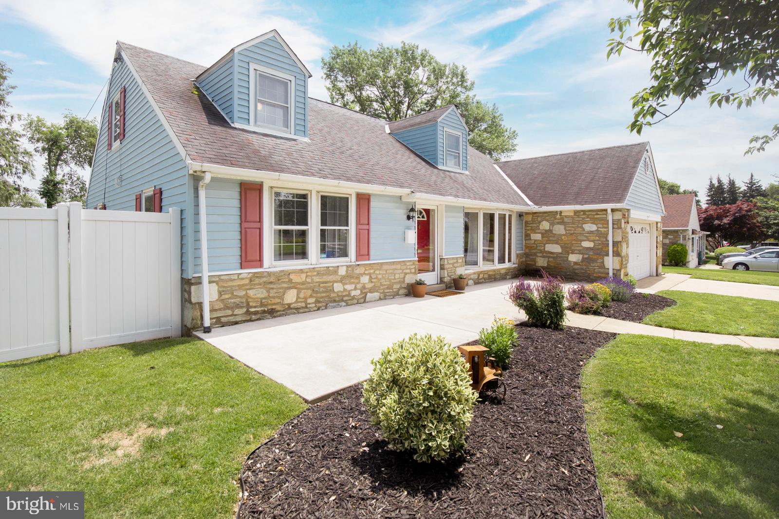 11021 Knights Road Philadelphia, PA 19154 - Photo 3 of 38 View