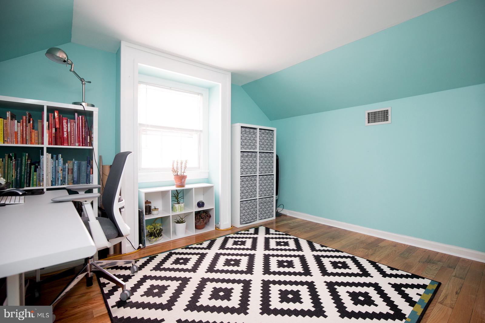 11021 Knights Road Philadelphia, PA 19154 - Photo 26 of 38 Master Bedroom (office/closet/bonus Room)