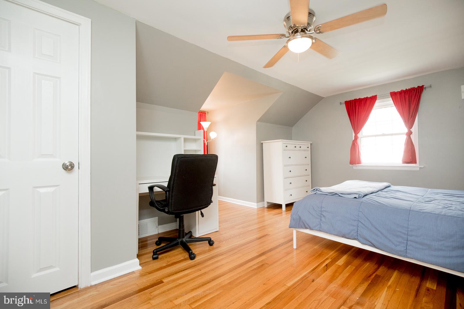 11021 Knights Road Philadelphia, PA 19154 - Photo 30 of 38 Bedroom (2nd floor)