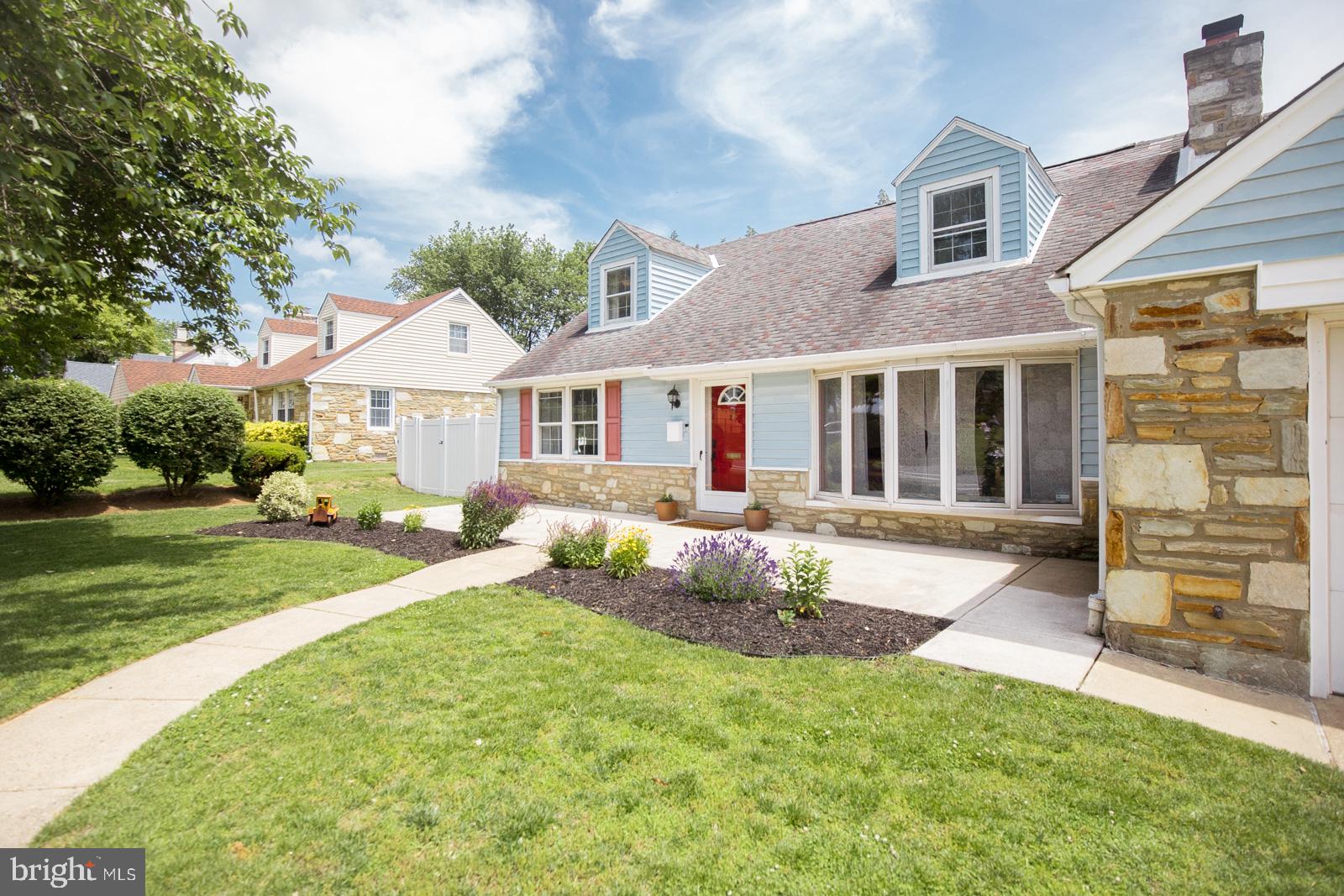 11021 Knights Road Philadelphia, PA 19154 - Photo 4 of 38 View