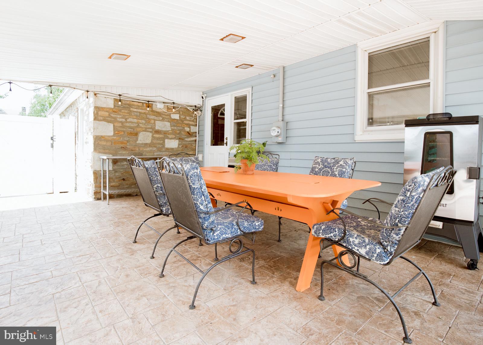 11021 Knights Road Philadelphia, PA 19154 - Photo 33 of 38 Covered Concrete Patio