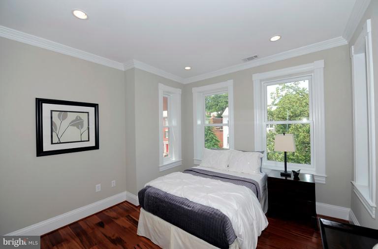 2126 R Street Northwest Washington, DC 20008 - Photo 3 of 23 Bedroom