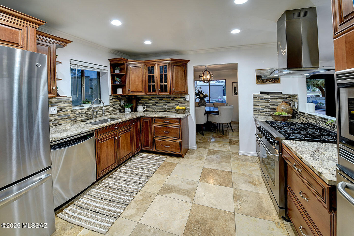 2714 West Magee Road Tucson, AZ 85742 - Photo 9 of 32 Kitchen w/ Stainless Steel Appliances
