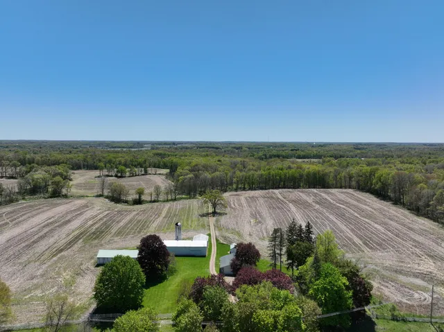 $1,349,900 | 27350 H Drive North, Albion, MI 49224