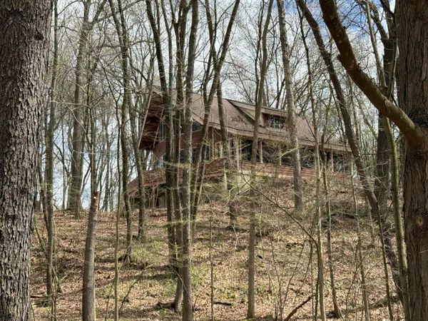 $1,150,000 | 27350 H Drive North, Albion, MI 49224