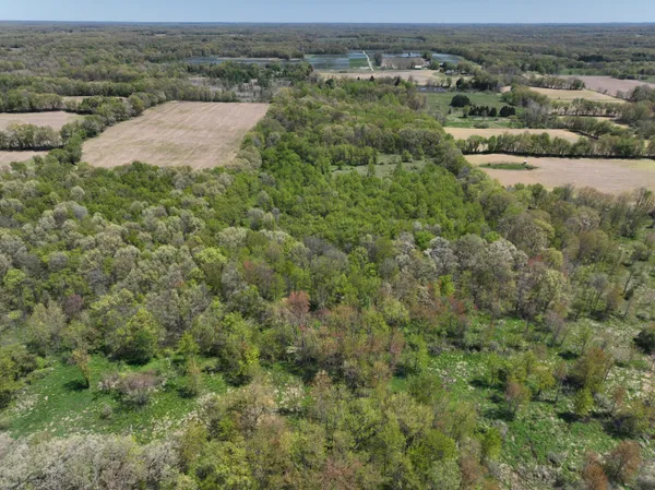 $1,150,000 | 27350 H Drive North, Albion, MI 49224