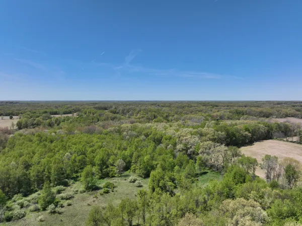 $1,150,000 | 27350 H Drive North, Albion, MI 49224