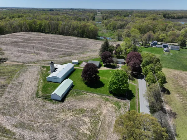 $1,150,000 | 27350 H Drive North, Albion, MI 49224