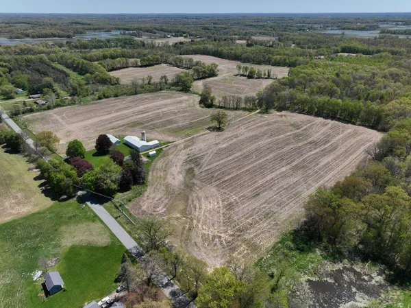 $1,150,000 | 27350 H Drive North, Albion, MI 49224