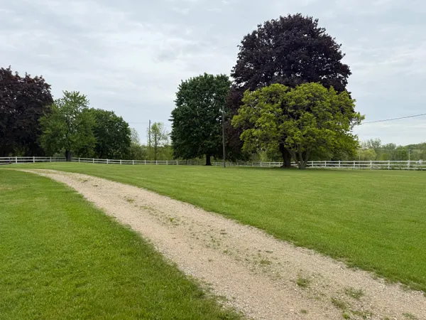 $1,150,000 | 27350 H Drive North, Albion, MI 49224