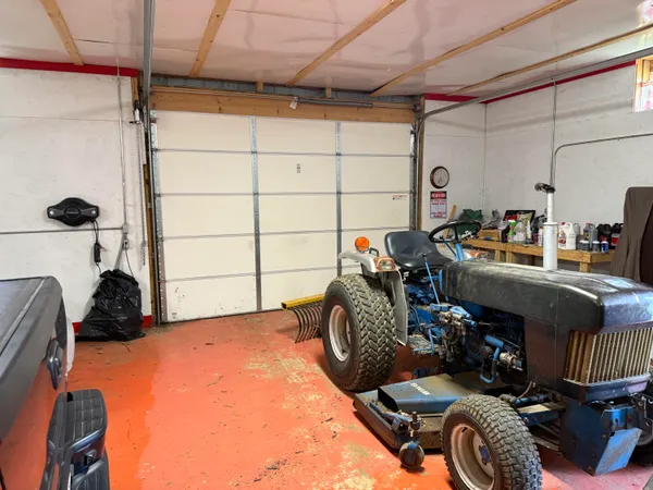 $1,150,000 | 27350 H Drive North, Albion, MI 49224