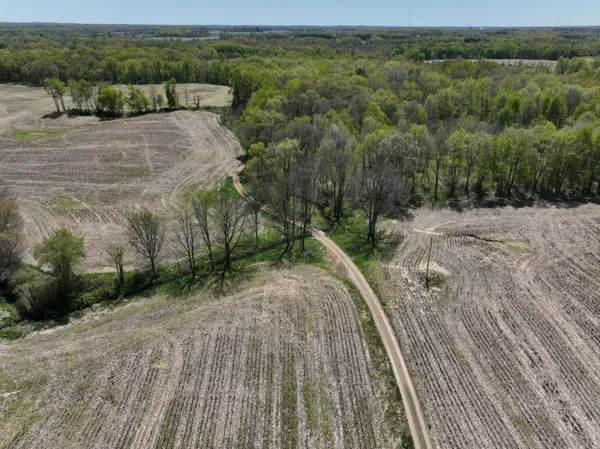 $1,150,000 | 27350 H Drive North, Albion, MI 49224