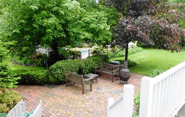 129 Brookwood Road Hanover, MA 02339 - Photo 2 of 10 Gallery Image 2