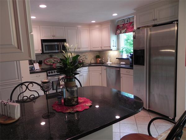 129 Brookwood Road Hanover, MA 02339 - Photo 3 of 10 Gallery Image 3
