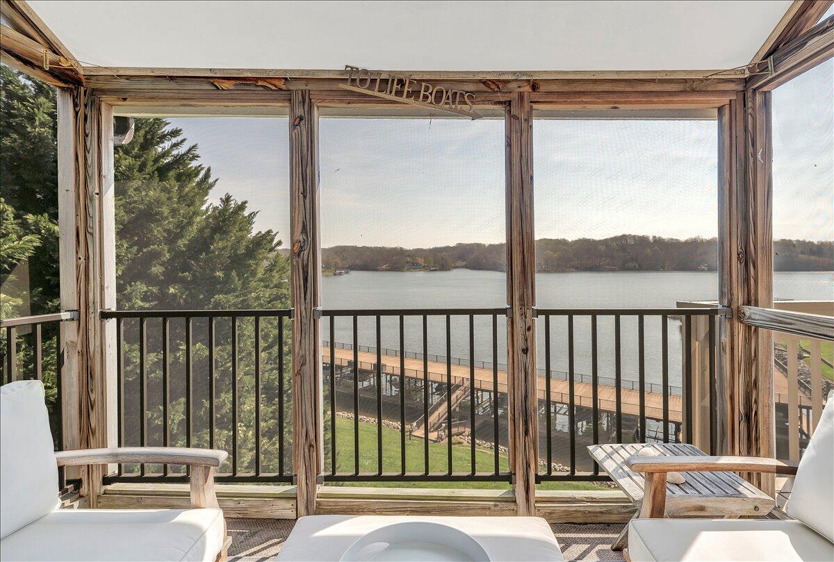 835 Gangplank Road, Unit 113 Moneta, VA 24121 - Photo 31 of 108 Sunroom