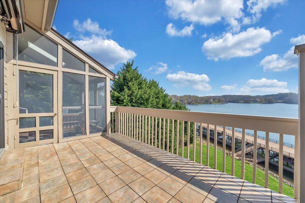 835 Gangplank Road, Unit 113 Moneta, VA 24121 - Photo 32 of 108 Patio