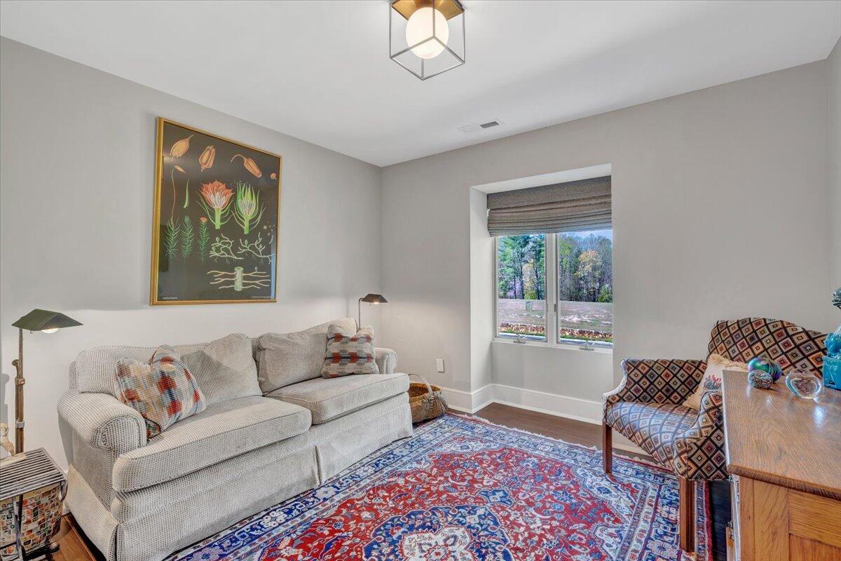 835 Gangplank Road, Unit 113 Moneta, VA 24121 - Photo 43 of 108 Guest Room