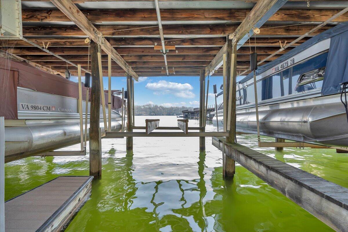 835 Gangplank Road, Unit 113 Moneta, VA 24121 - Photo 59 of 108 Slip