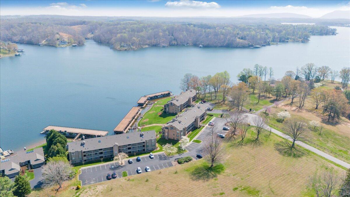 835 Gangplank Road, Unit 113 Moneta, VA 24121 - Photo 74 of 108 Aerial