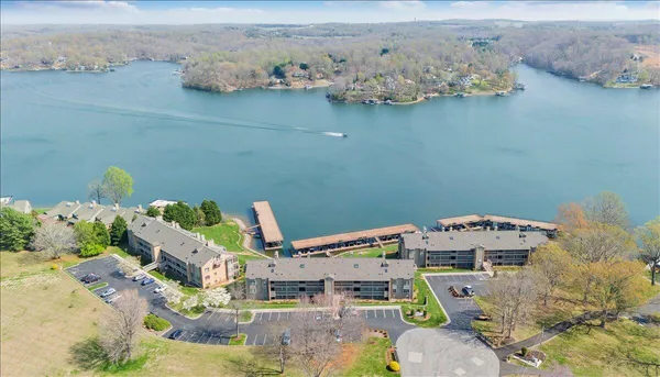 $680,000 | 835 Gangplank Road, Unit 113, Moneta, VA 24121