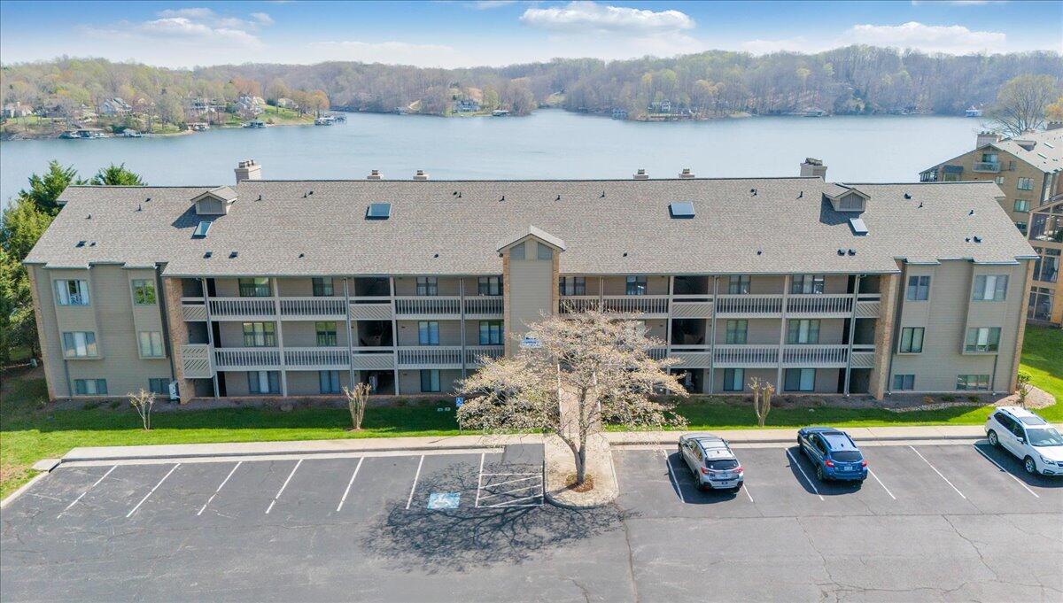 835 Gangplank Road, Unit 113 Moneta, VA 24121 - Photo 5 of 108 Gangplank