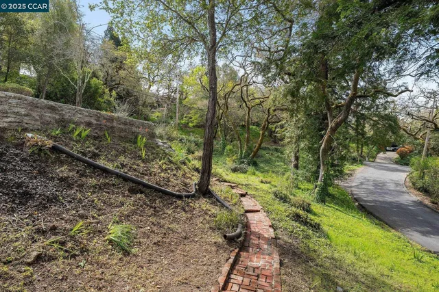 $600,000 | 4 El Sereno, Orinda, CA 94563