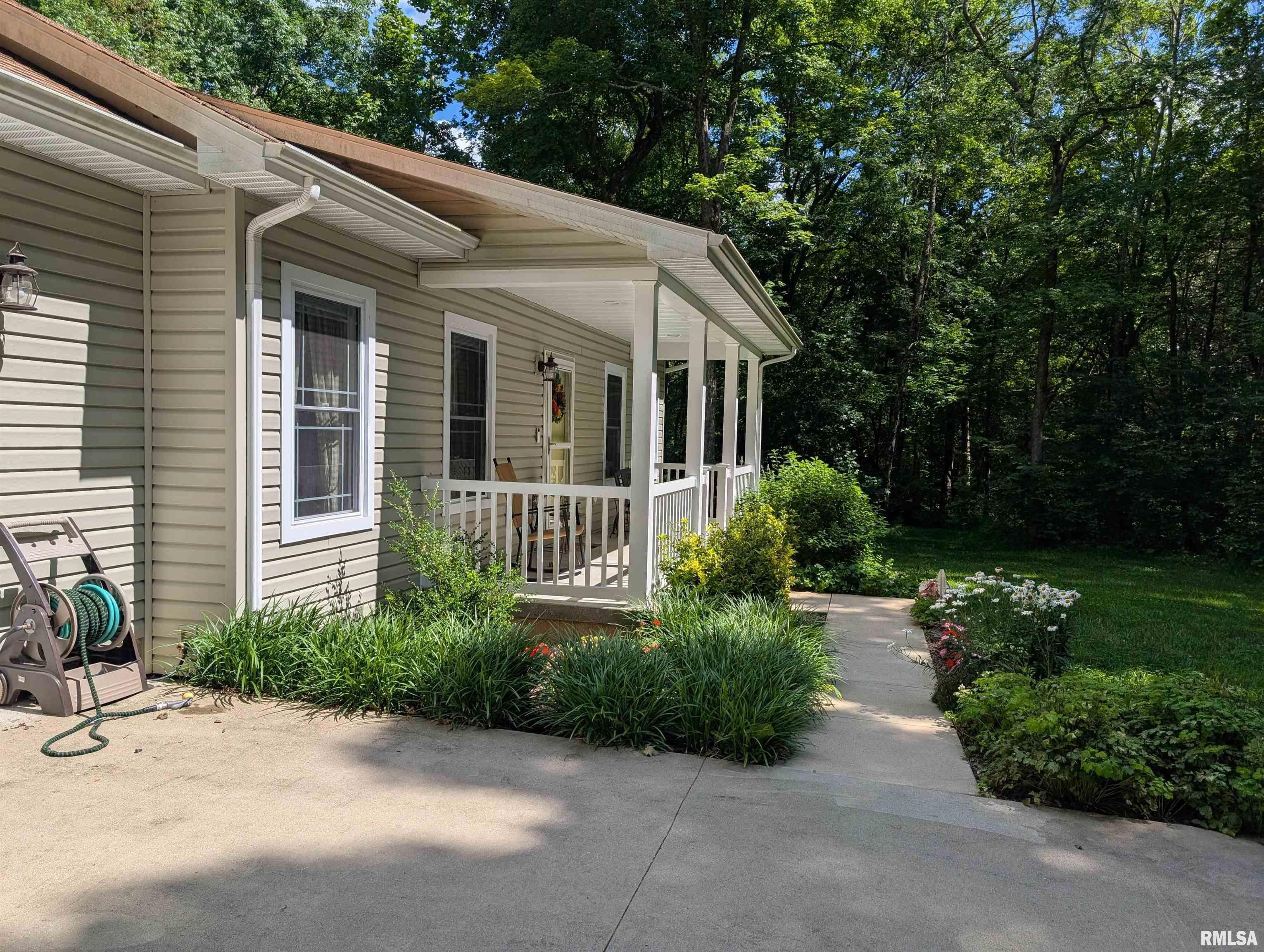 179 Hazel Road Simpson, IL 62985 - Photo 9 of 43