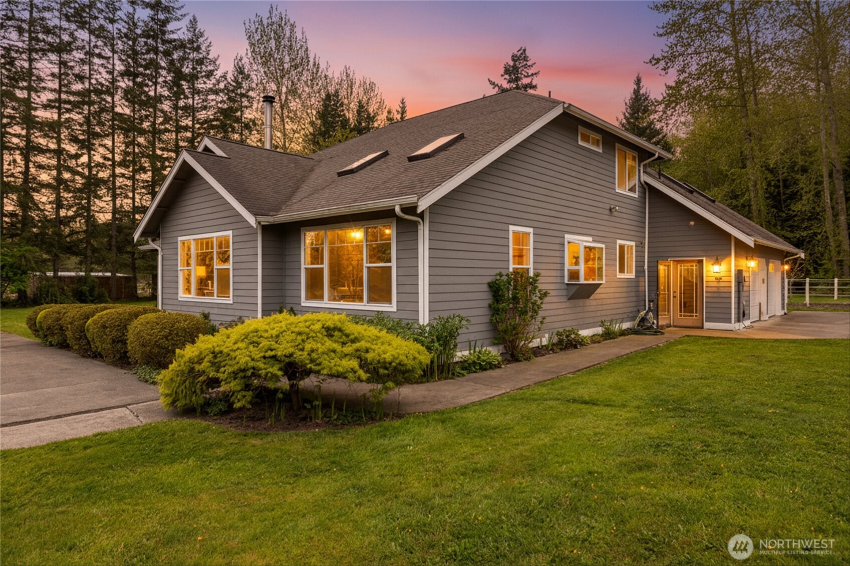8163 Kickerville Road Blaine, WA 98230 - Photo 3 of 40